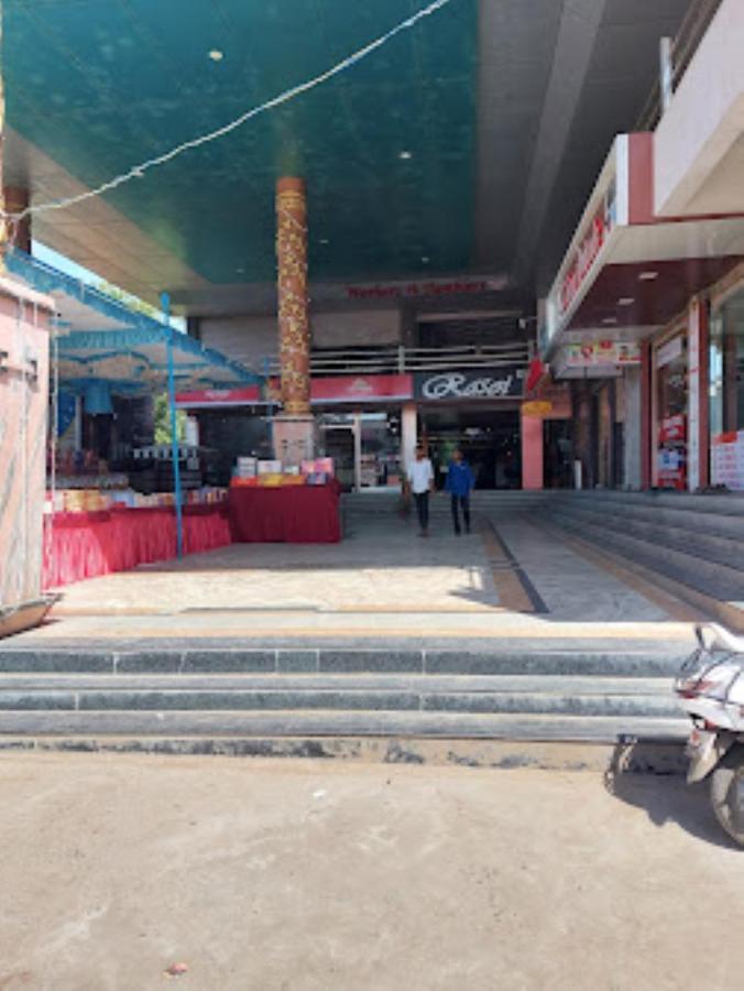Hotel Shambhavi , Madhya Pradesh Betūl Buitenkant foto