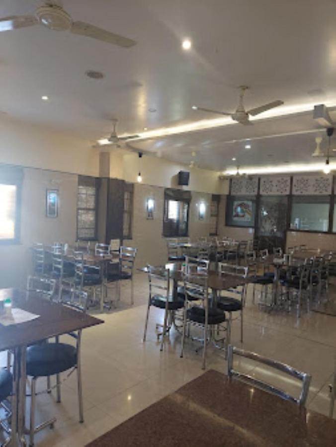 Hotel Shambhavi , Madhya Pradesh Betūl Buitenkant foto