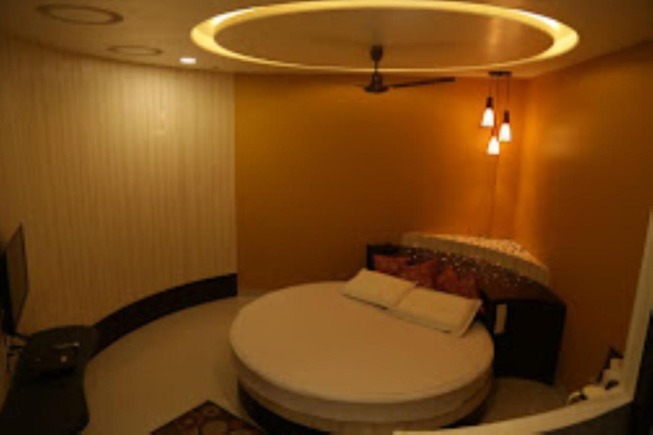 Hotel Shambhavi , Madhya Pradesh Betūl Buitenkant foto