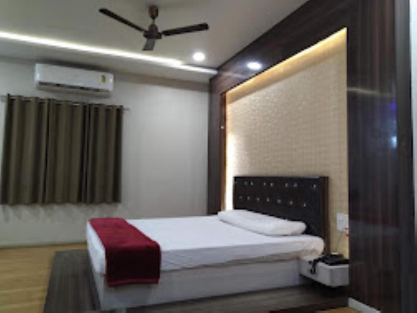 Hotel Shambhavi , Madhya Pradesh Betūl Buitenkant foto